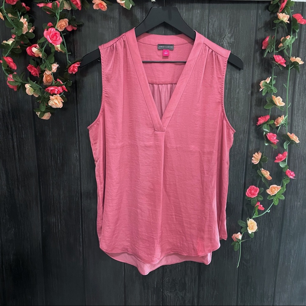 Vince Camuto Sleeveless Size Small Top